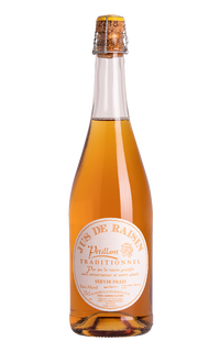 Jus de raisin blanc pétillant